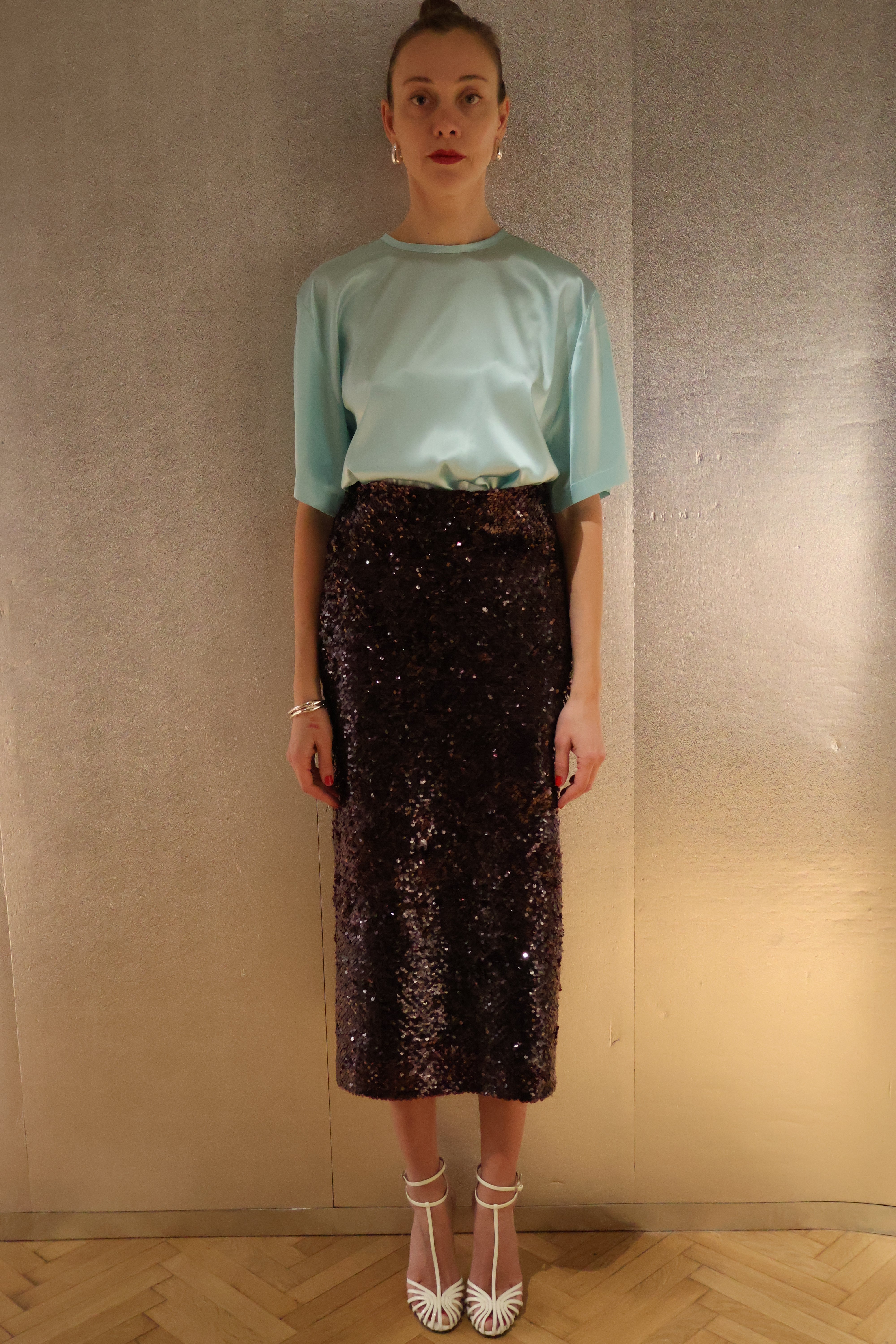 Sleek Wine Sequin Midi Skirt